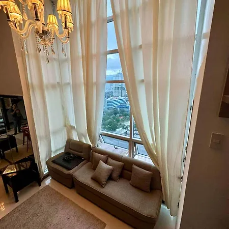 3-Br Unit In The Center Of Cebu Apartment